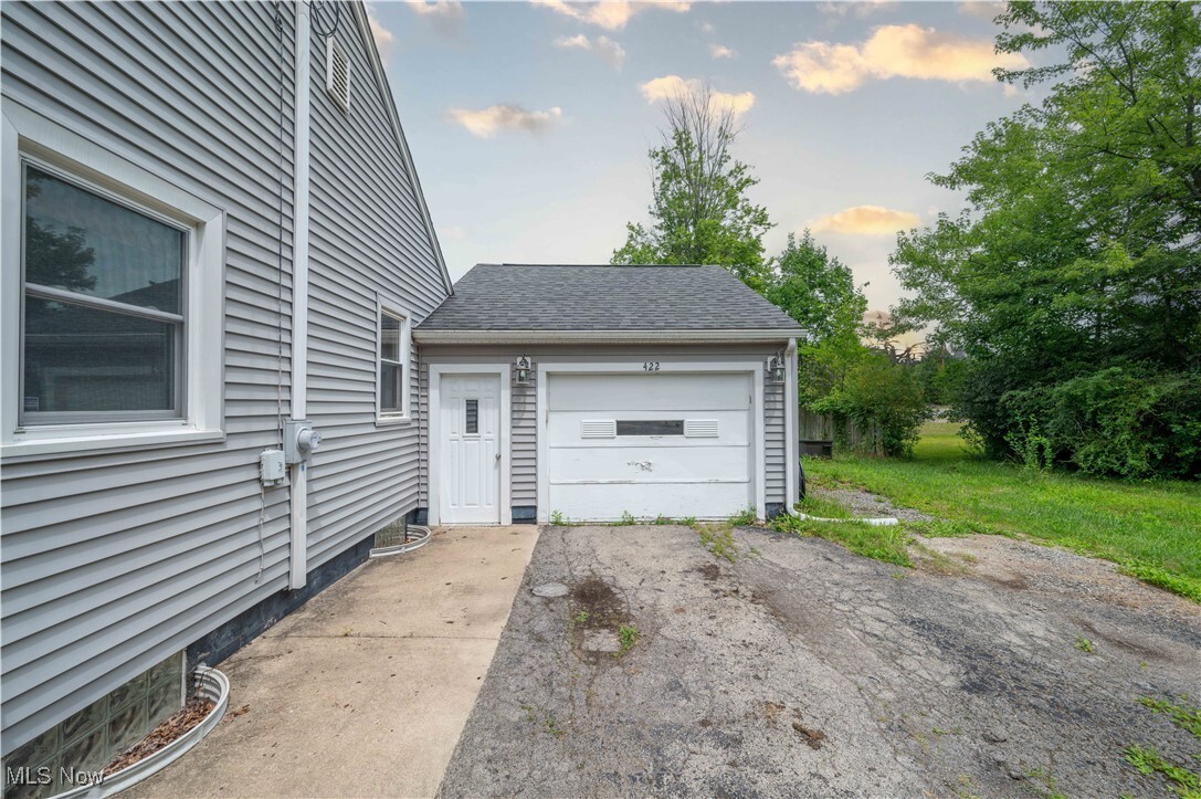 Property Photo: 422 Ferncliff Avenue OH 44514