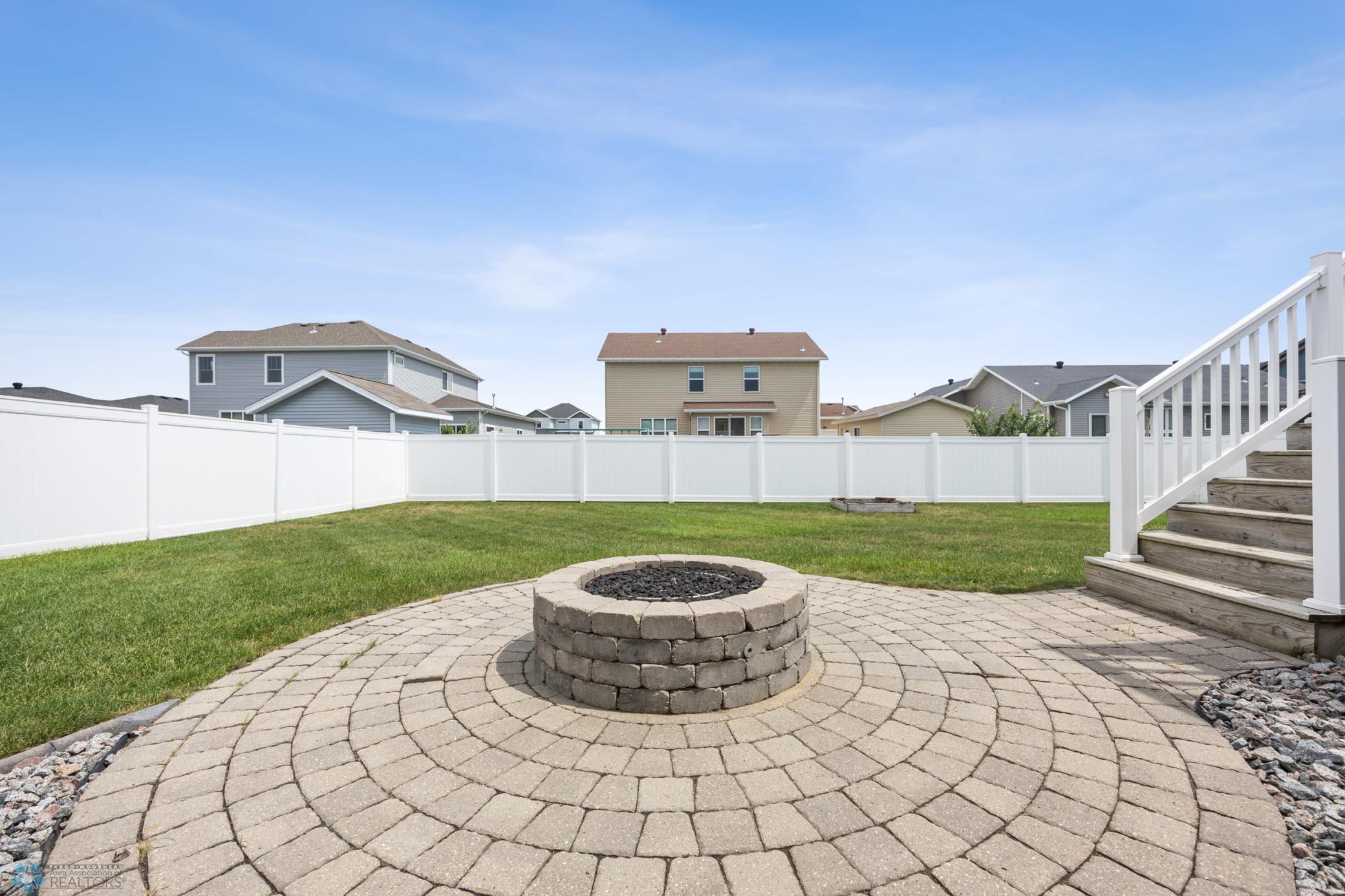 Property Photo: 3033 1st Street E ND 58078