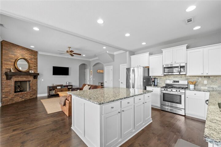 Property Photo:  1006 Vista Bell Drive  AR 72718 