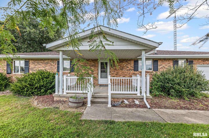 Property Photo:  22677 Post Oak Road  IL 62893 