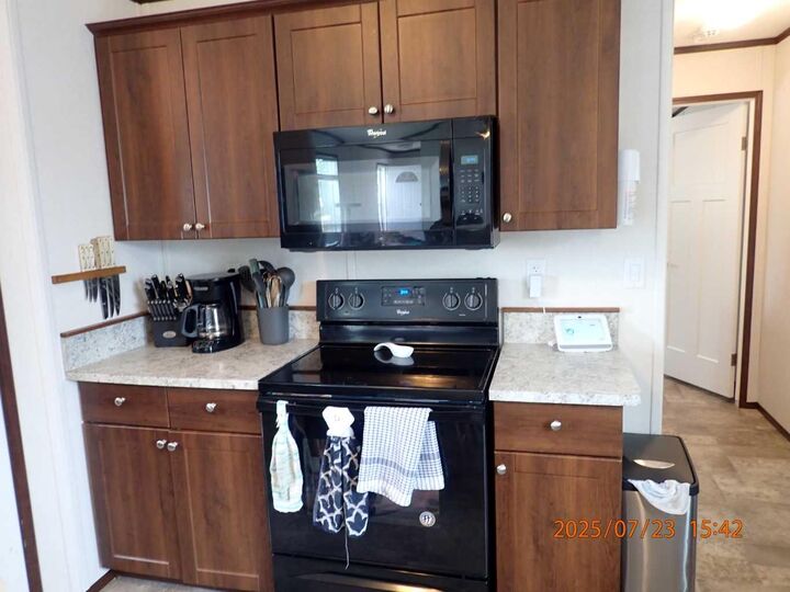 Property Photo:  4000 Minto St 71  AB T0M 1R0 