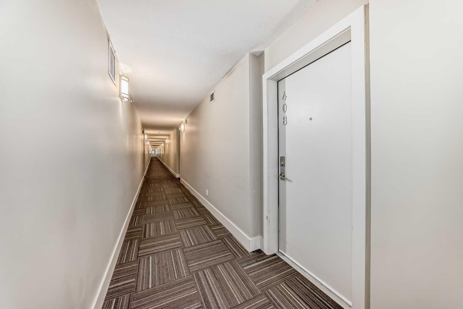 Photo de la propriété:  4303 1 Street NE 408  AB T2E 7M3 