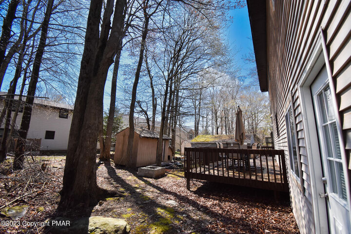Property Photo:  7175 Mountain Drive  PA 18466 