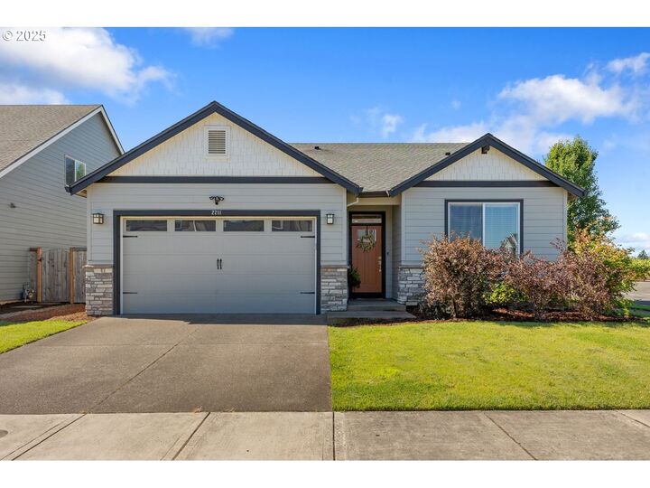 2211 SE 12th Ave  Canby OR 97013 photo