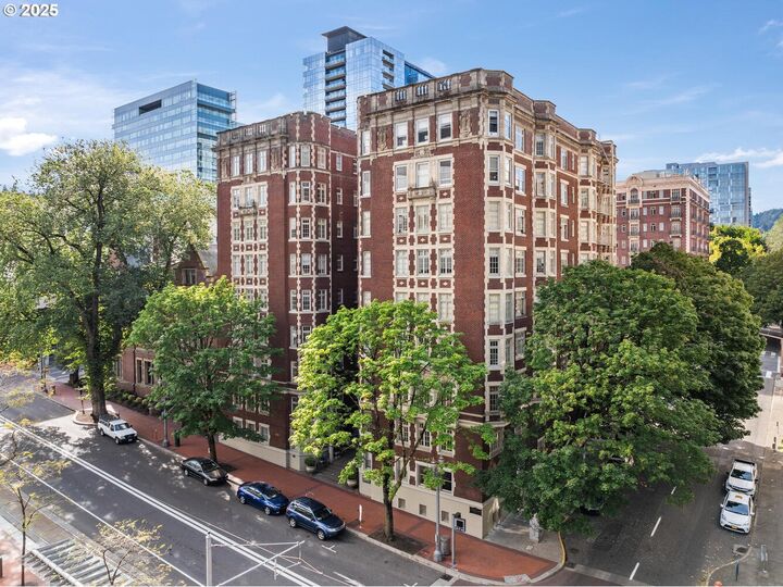 Property Photo: 1209 SW 6th Ave 505 OR 97204