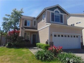 Property Photo: 924 183rd Place SE WA 98012