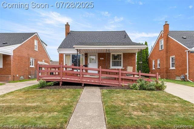 9881 Quandt Avenue  Allen Park MI 48101 photo