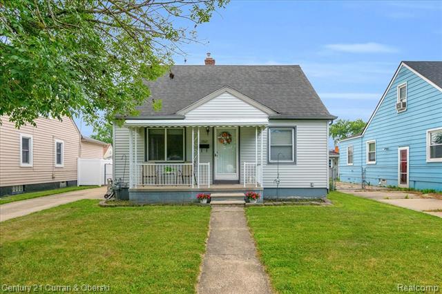 Property Photo: 13521 Castle Street MI 48195