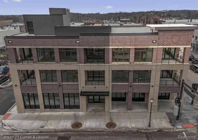 Property Photo:  156 N Center Street Unit 301  MI 48167 