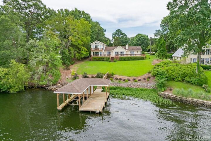 Property Photo: 38 Port Cir NC 27850