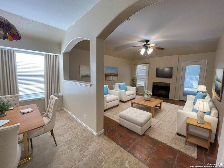 Property Photo: 1719 Pinetum TX 78213