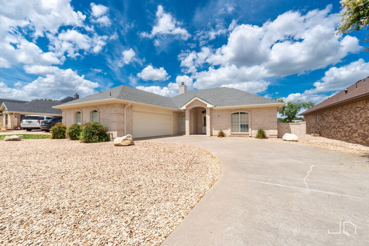 Property Photo: 6014 Warwick Drive TX 76901