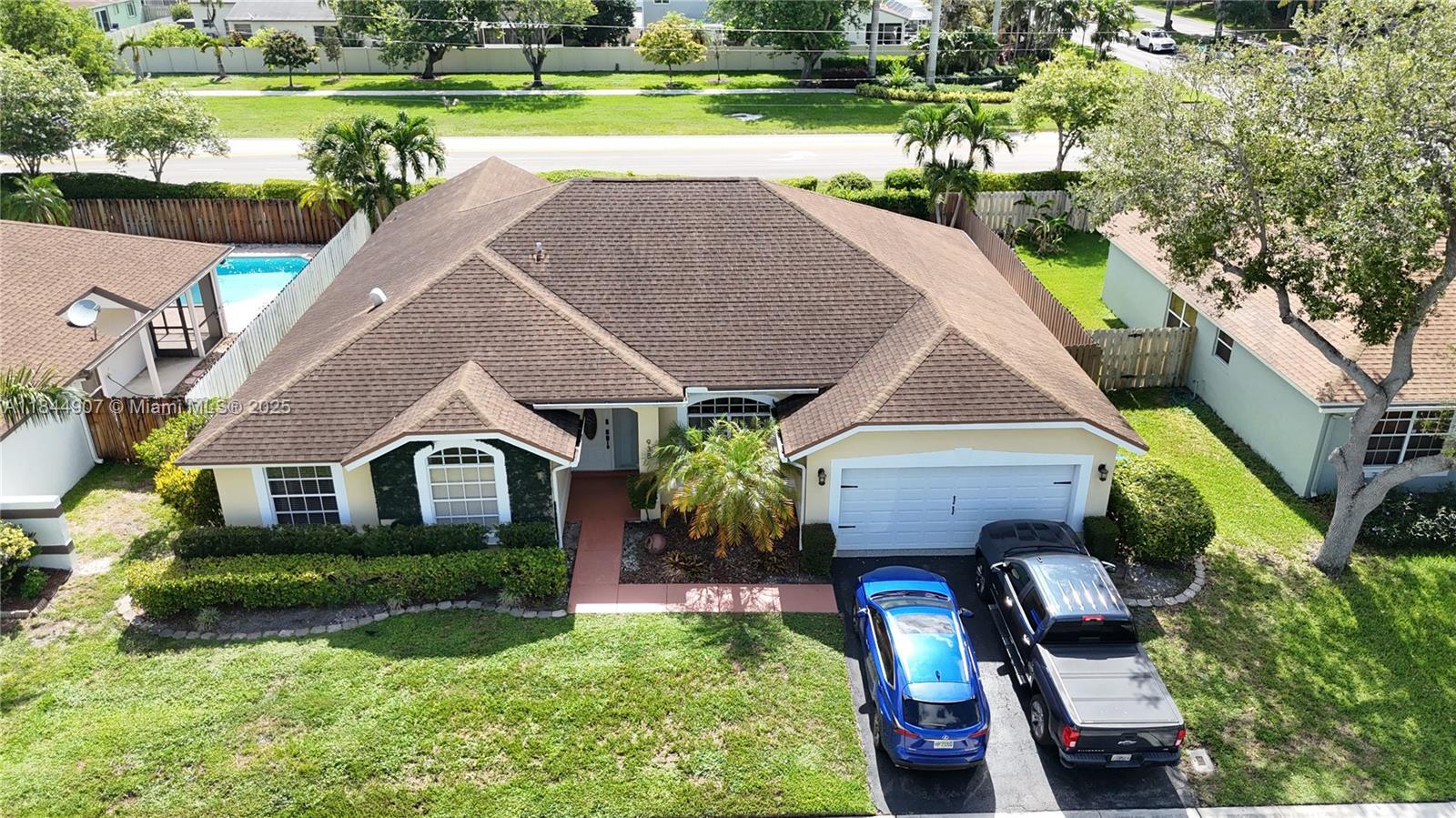 Property Photo: 938 SW 149th Ter FL 33326