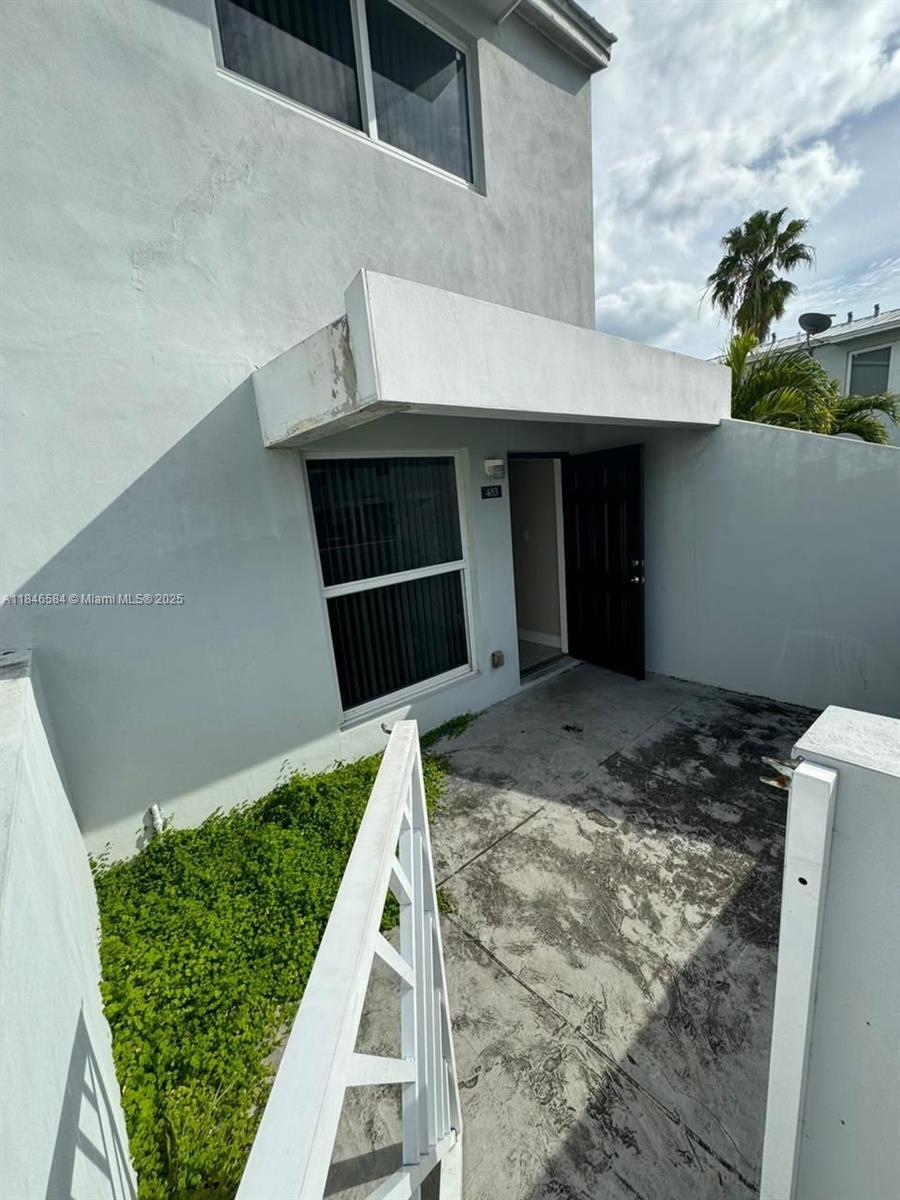 Property Photo: 483 NW 19th St 362 FL 33136