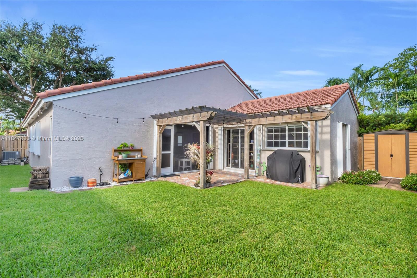 11727 SW 93rd Ter  Miami FL 33186 photo