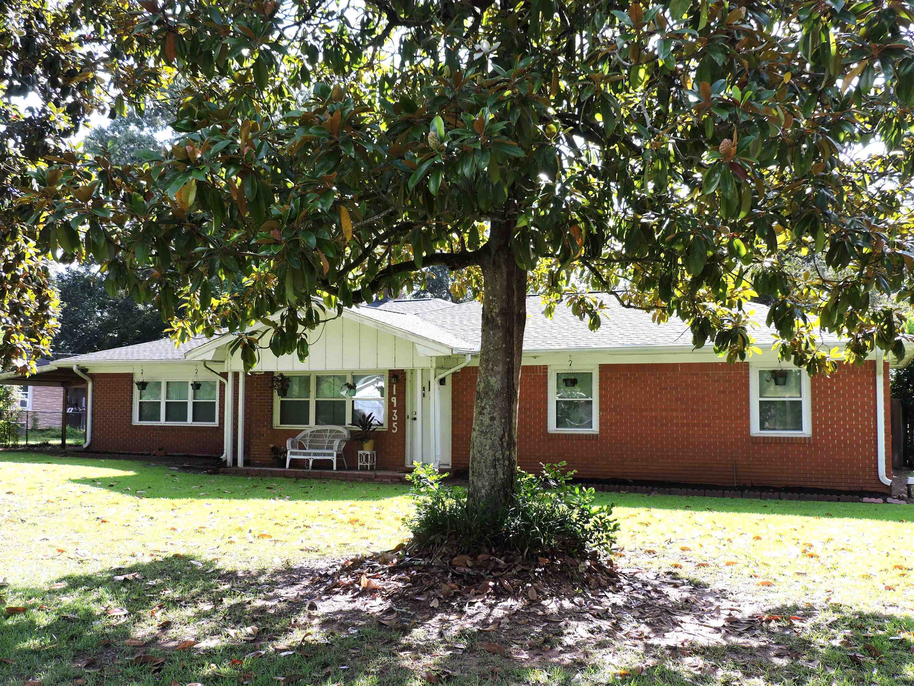 Property Photo: 1935 Chinkapin TX 77662