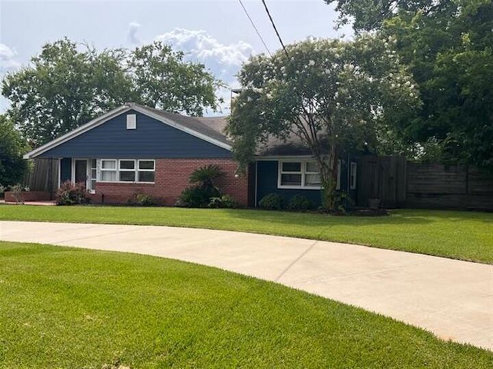 Property Photo: 1516 Reid Street LA 70601