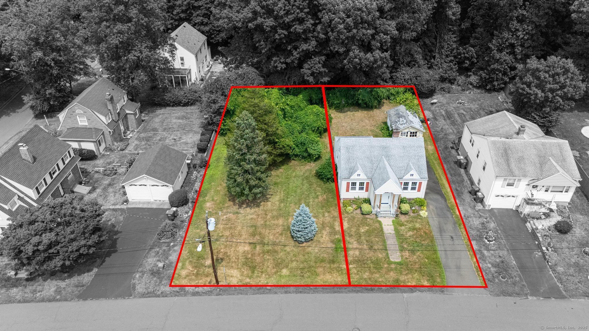 Property Photo:  29 Haywood Lane  CT 06514 