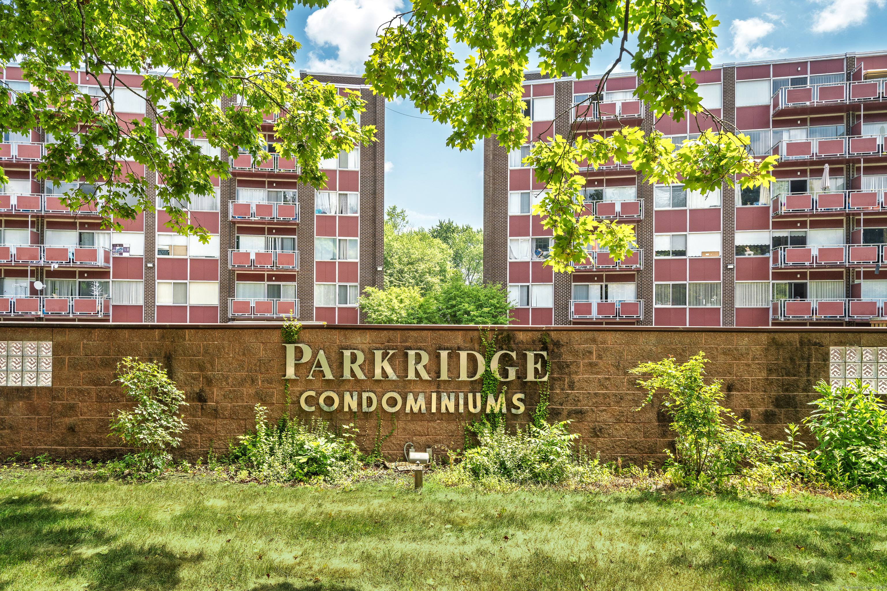 Property Photo: 1320 Berlin Turnpike 625 CT 06109