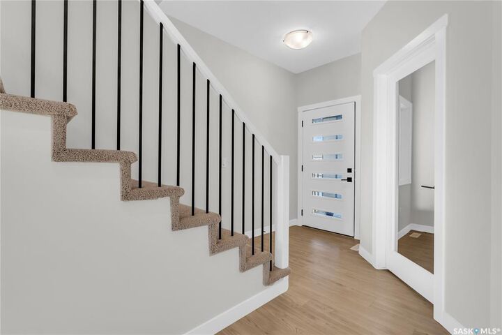 Property Photo: 350 Katz Avenue SK S7V 1Y6