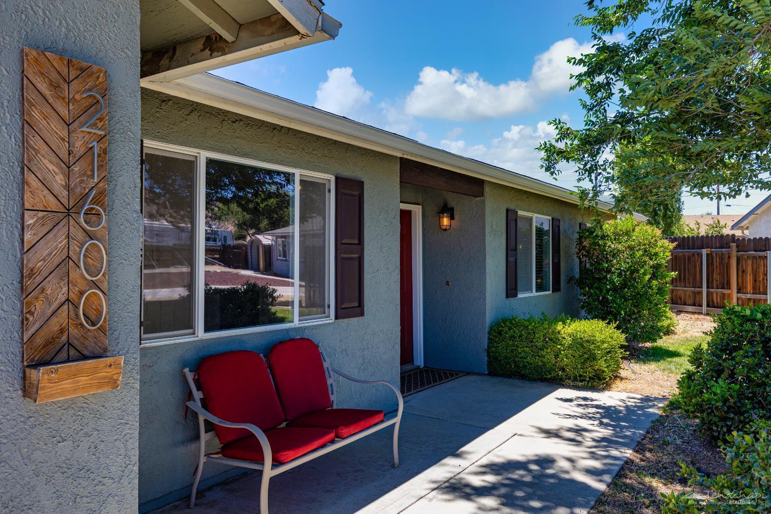 Property Photo:  21600 Jane Court  CA 93561 