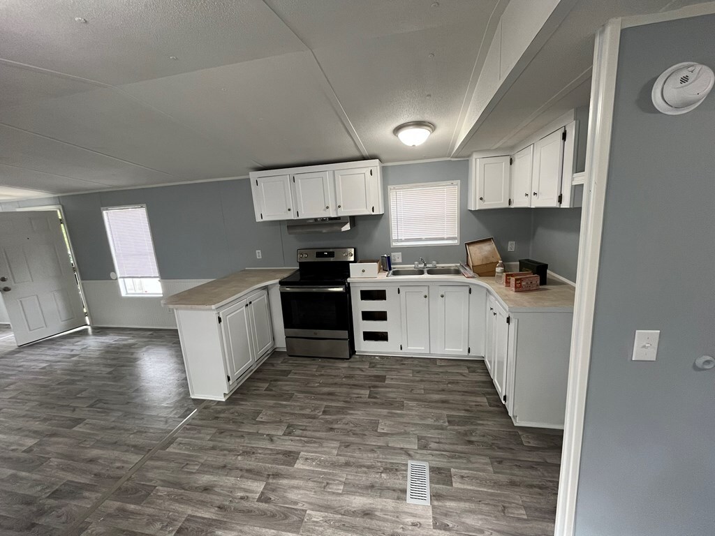 Property Photo:  7322 Hwy 122 13  GA 31645 