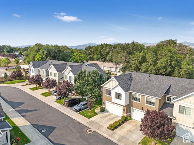 Property Photo: 7944 S Farm House Ln E UT 84047