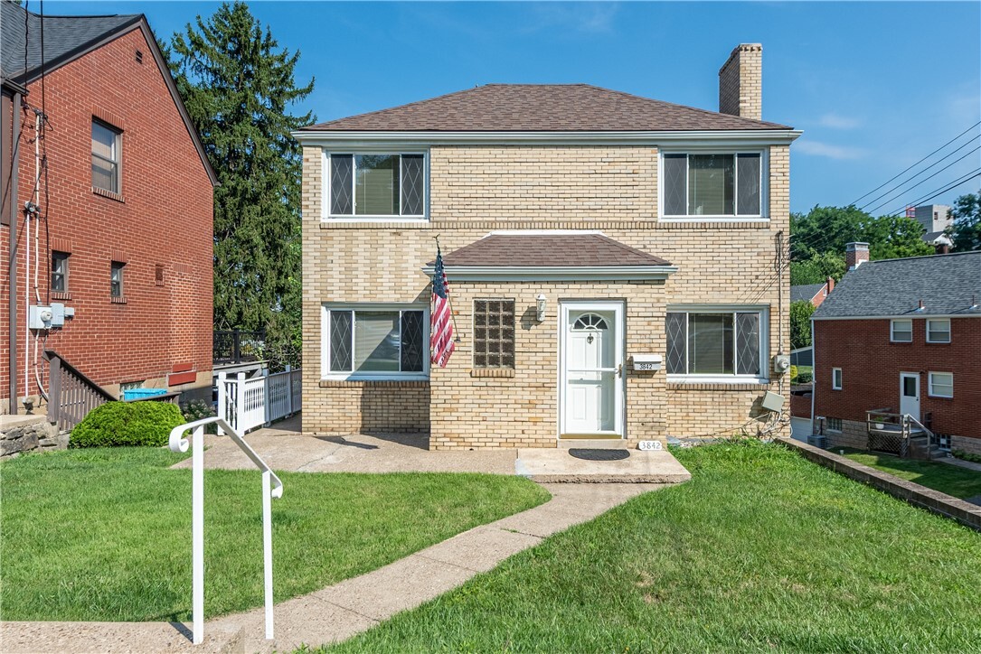 Property Photo: 3842 Lawnview Ave PA 15227