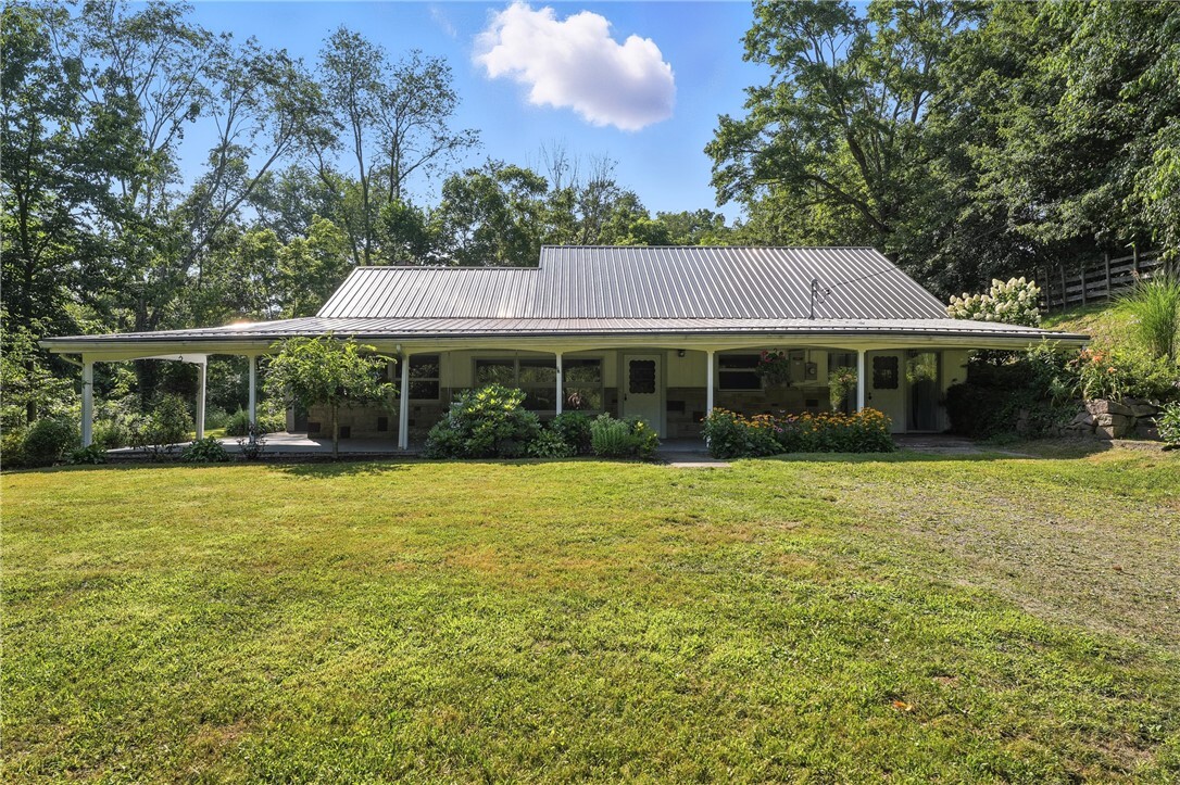 280 Rockdale Rd  Penn Twp PA 16002 photo