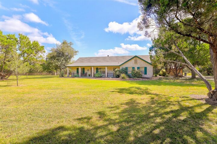 Property Photo:  125 Kyle Lane  TX 78633 