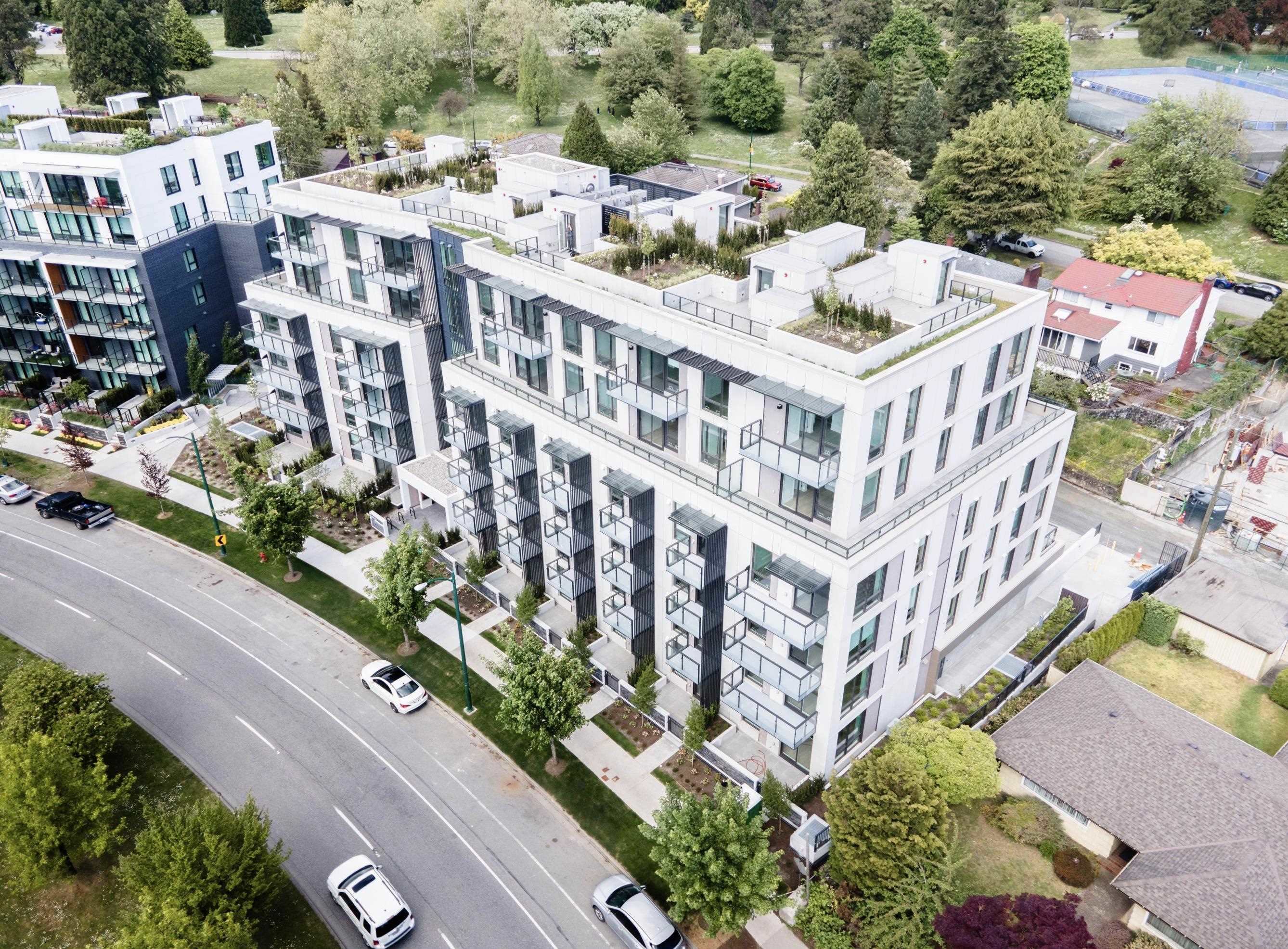 Property Photo:  5212 Cambie Street 503  BC V5Z 2Z7 