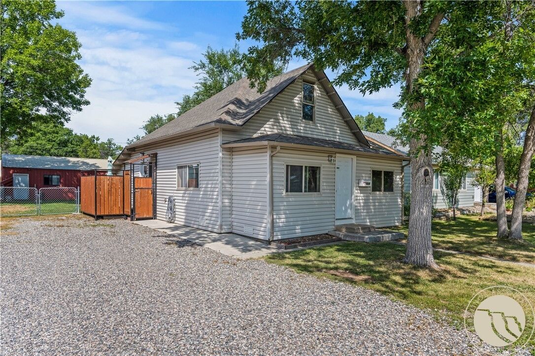 Property Photo: 518 Date Avenue MT 59044