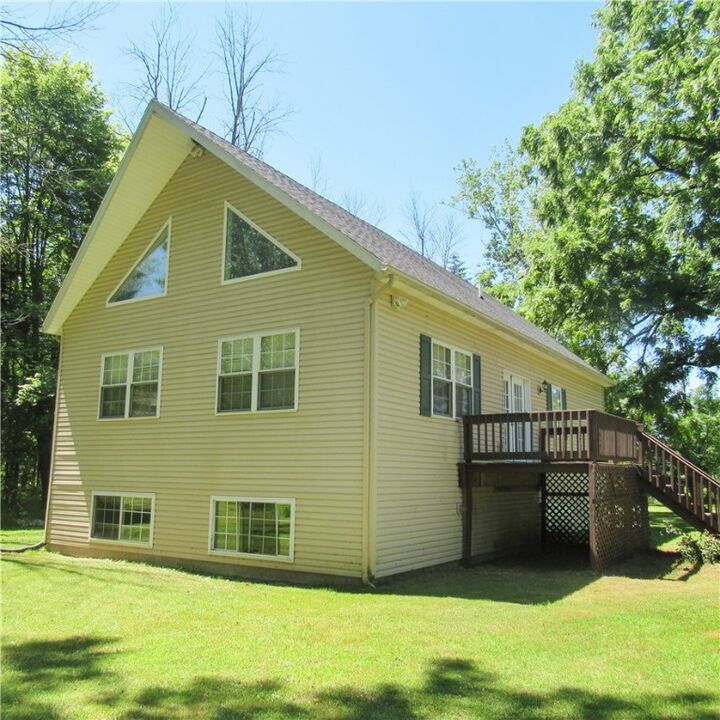 Property Photo:  2143 E Kent Road  NY 14477 