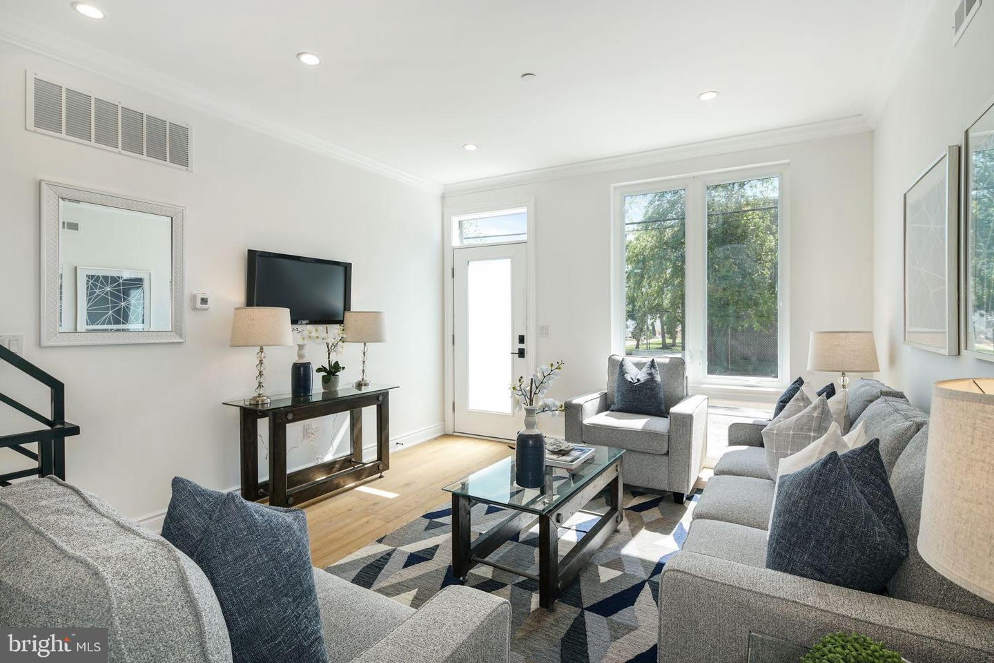 Property Photo:  1836 N 4th Street  PA 19122 