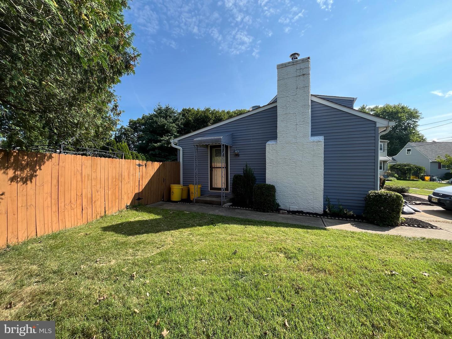 Property Photo:  12 Margo Place  NJ 08620 