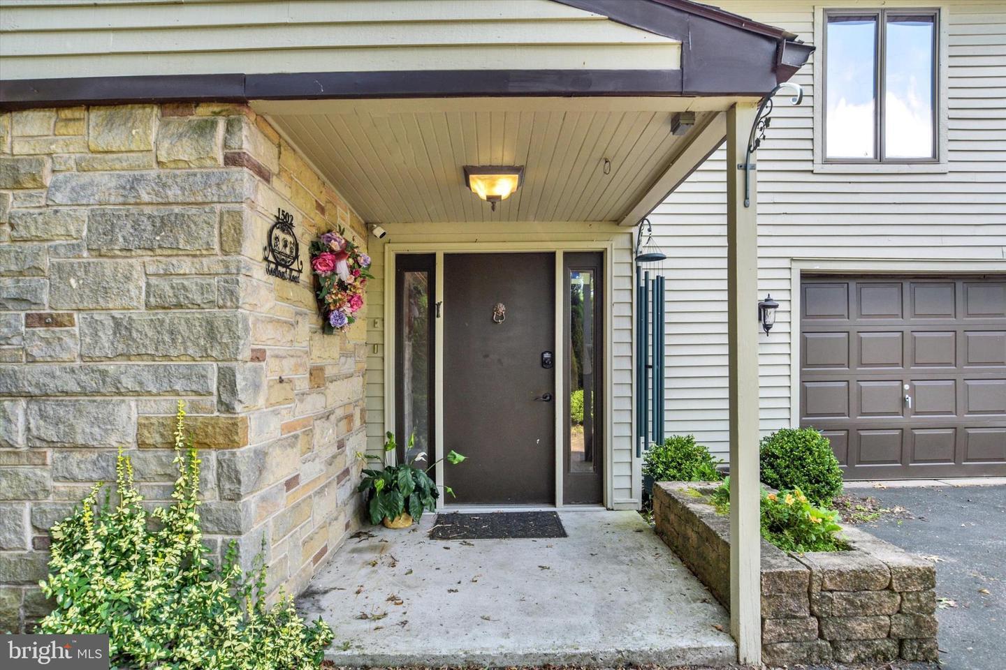 Property Photo: 1502 Knollcrest Road PA 17112
