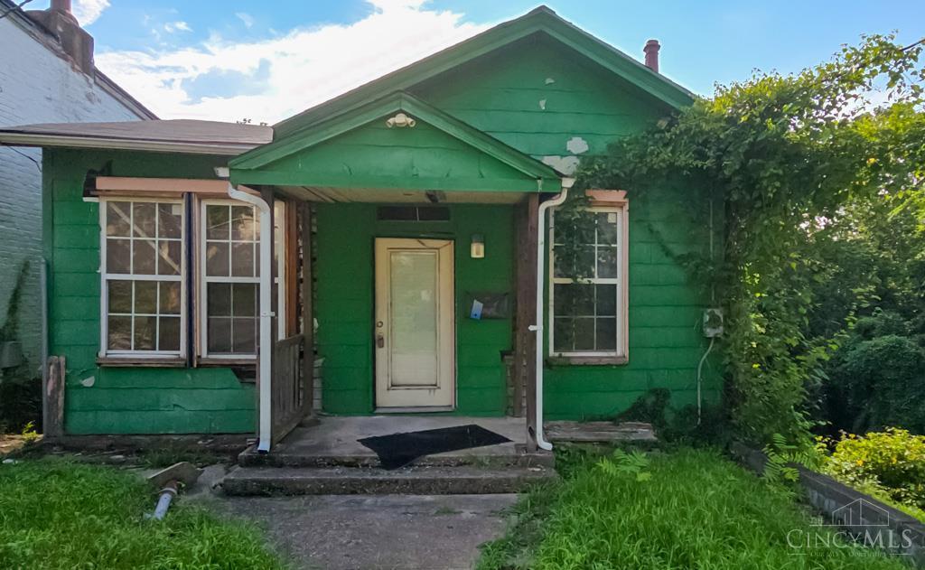 Property Photo:  525 Glenwood Avenue  OH 45229 