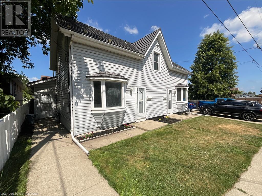 14 Elm Avenue  Stoney Creek ON L8G 2W1 photo