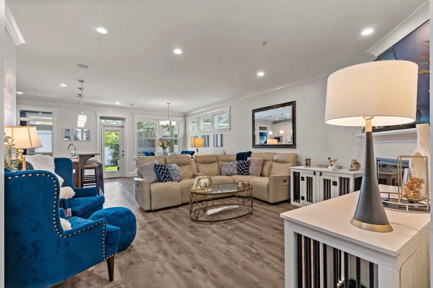 Property Photo: 45234 Nicomen Crescent 2 BC V2R 0R2