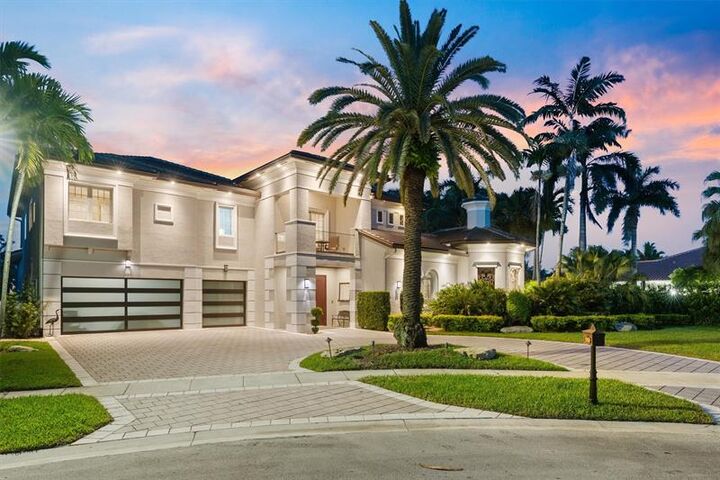 Property Photo: 580 Carrot Wood Ter FL 33324