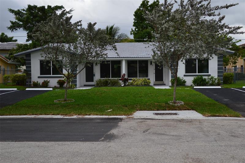 Property Photo:  