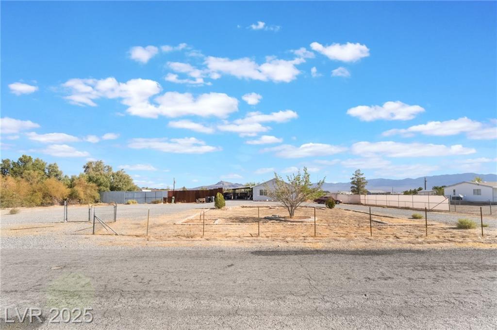 Property Photo: 3580 West Donner Street NV 89048
