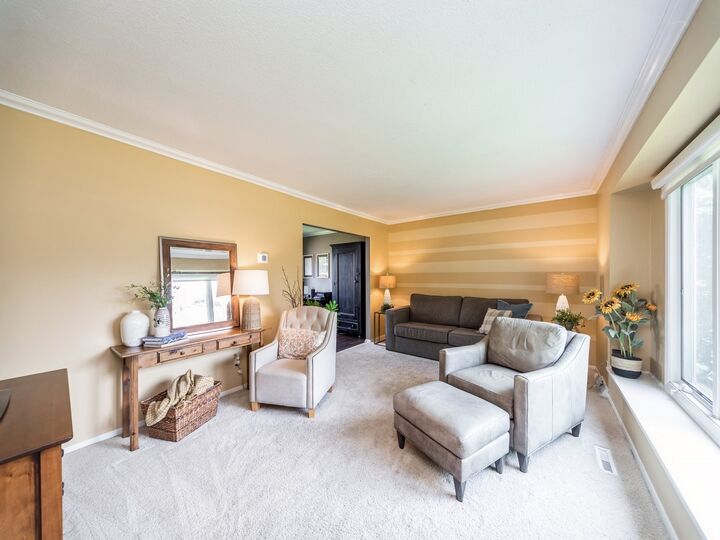Property Photo: 4317 74th Street IA 50322