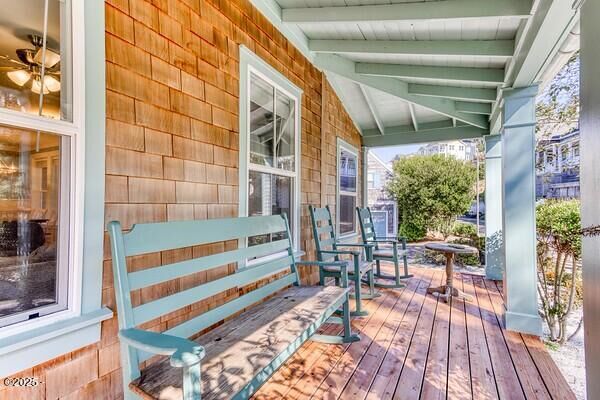 Property Photo:  2685 SW Beach Avenue  OR 97367 