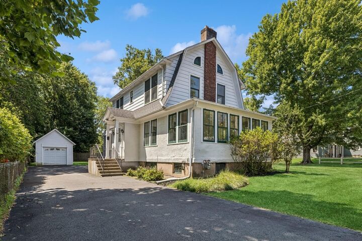 139 Castle Heights Avenue  Upper Nyack NY 10960 photo