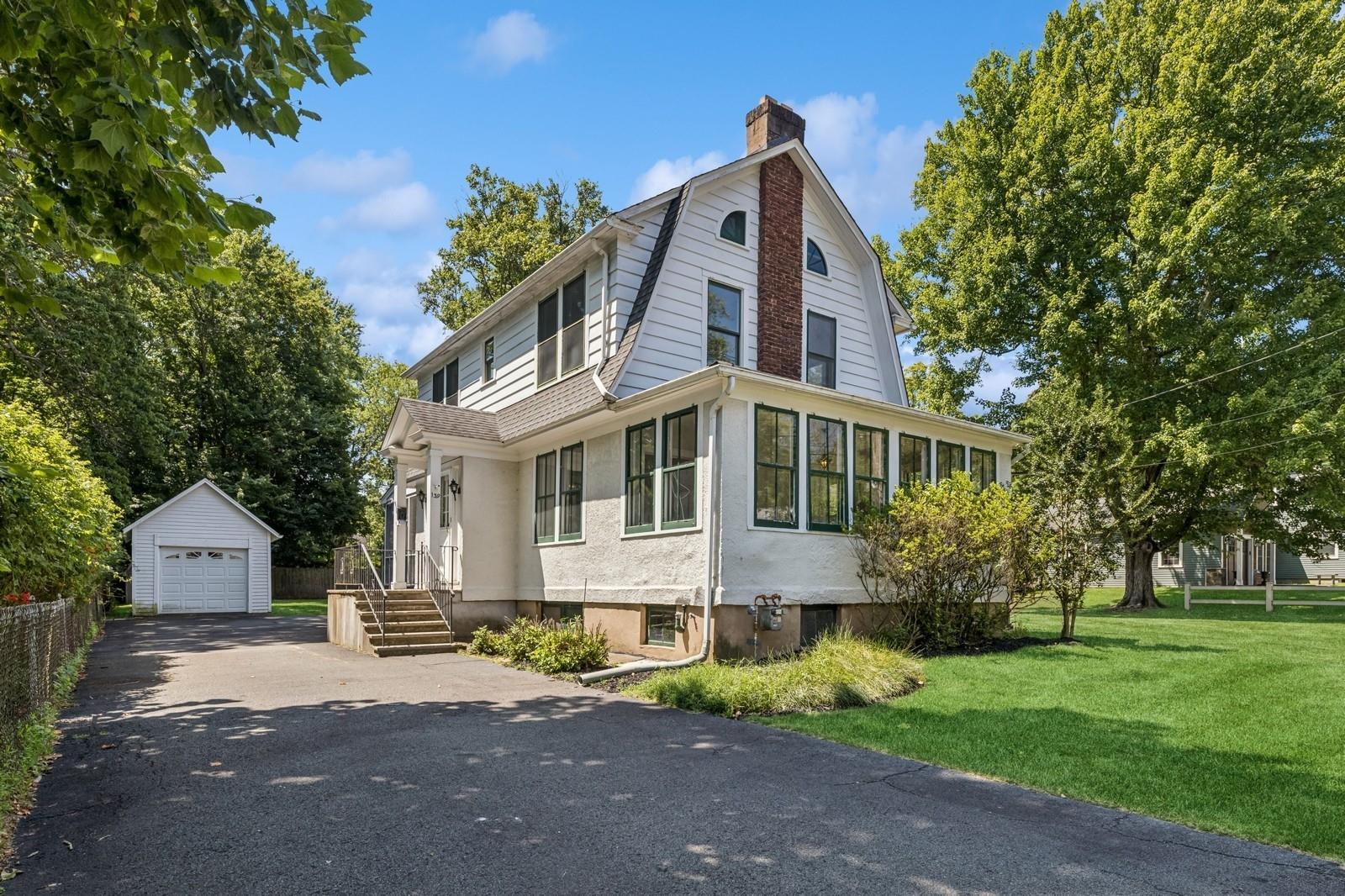 Property Photo:  139 Castle Heights Avenue  NY 10960 
