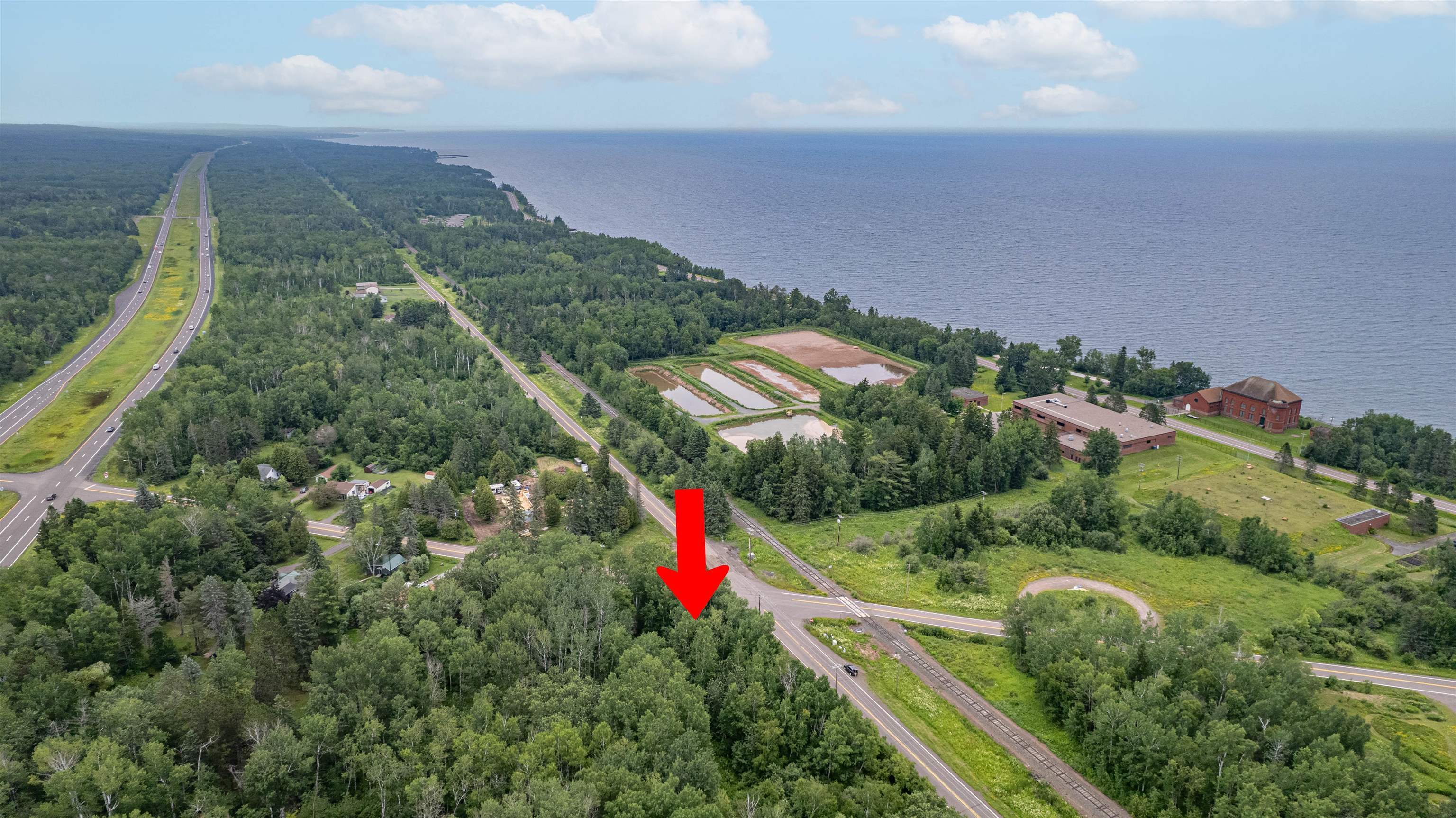 Property Photo:  Xxxx Lakewood Rd Xxxx E. Superior St  MN 55804 