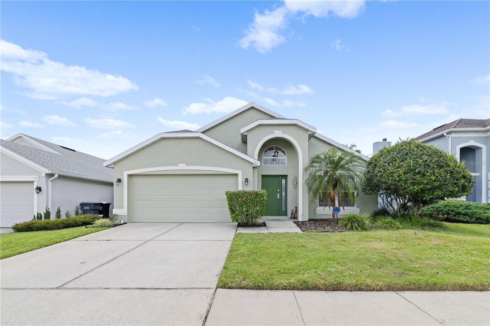 Property Photo: 422 Troon Circle FL 33897