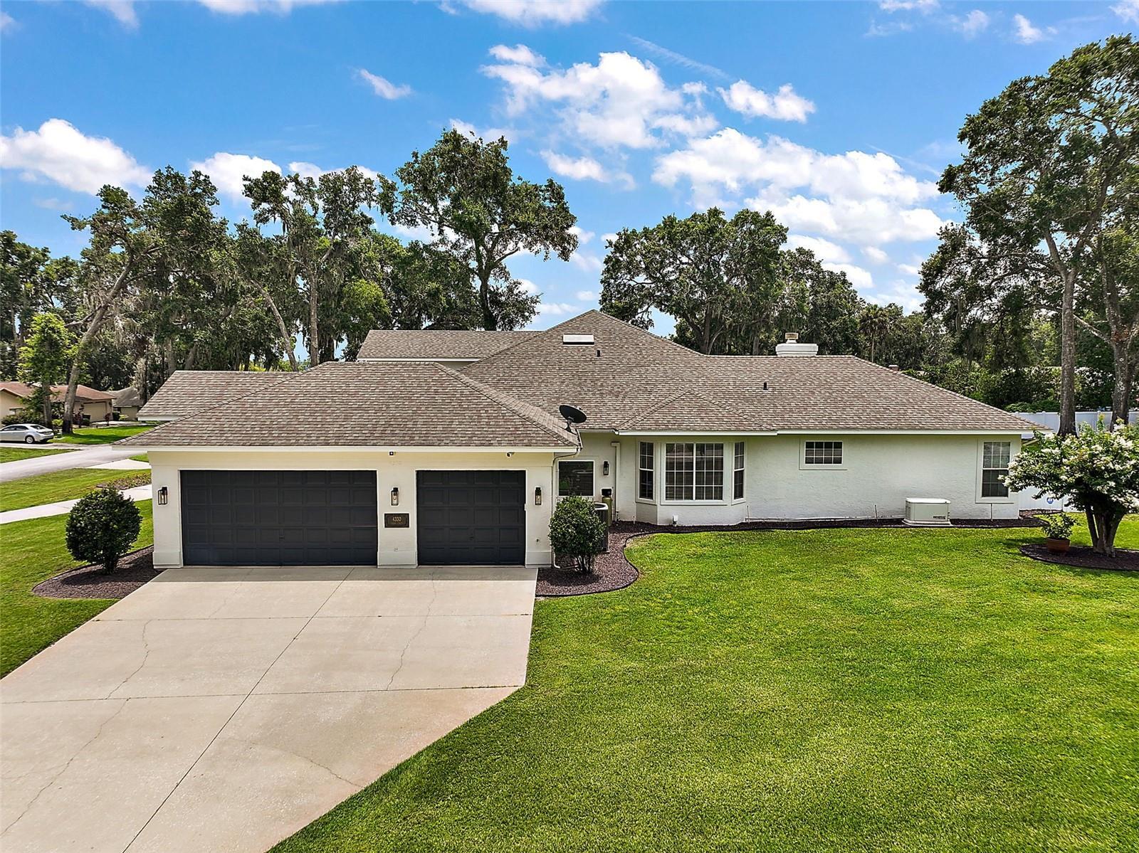 Property Photo: 4330 Serene Circle FL 34731