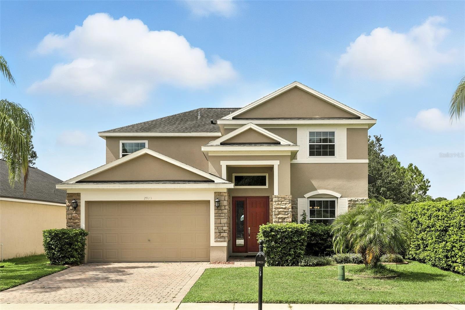 Property Photo: 2923 Spring Heather Place FL 32766